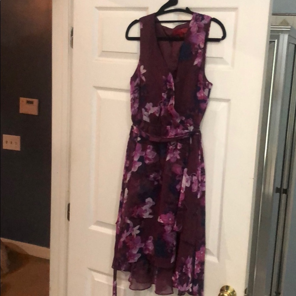 Floral Jennifer Lopez tiered dress